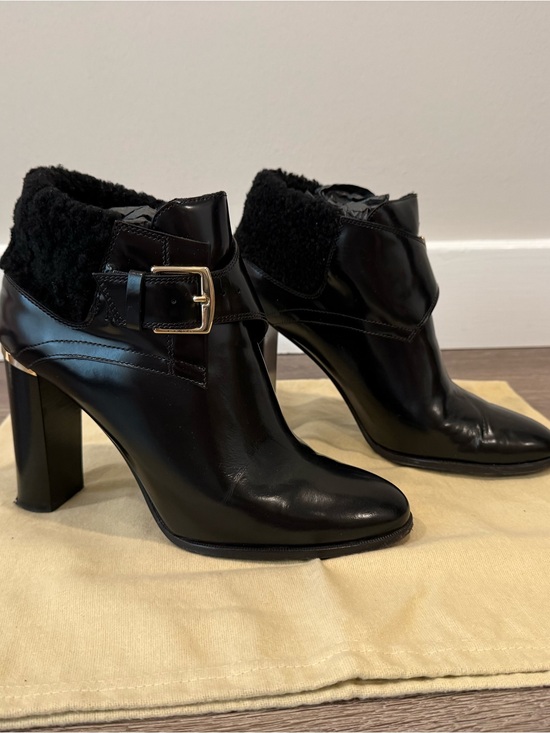 Burberry Shoes - Burberry Black Leather Shearling-Cuff Buckle Ankle Booties